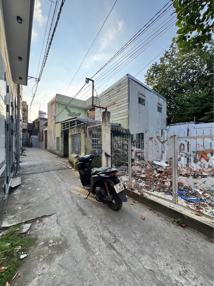 Đất nền 55.6m² tại Đường 3/2, Quận Ninh Kiều - Giá 1.85 tỷ, Sổ hồng riêng, Xây dựng tự do