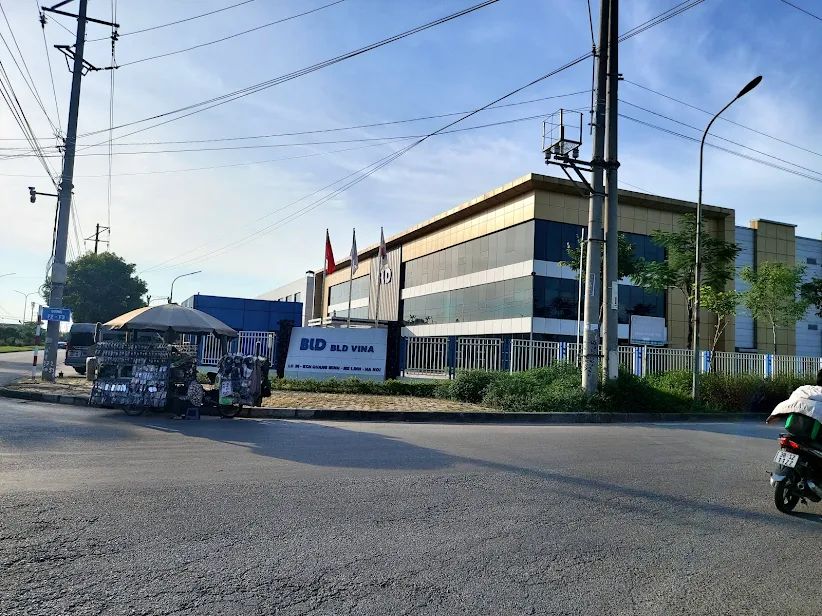 Bán nhà xưởng 15000m² KCN Quang Minh, giá 9 tỷ - Đầu tư sinh lời ngay!