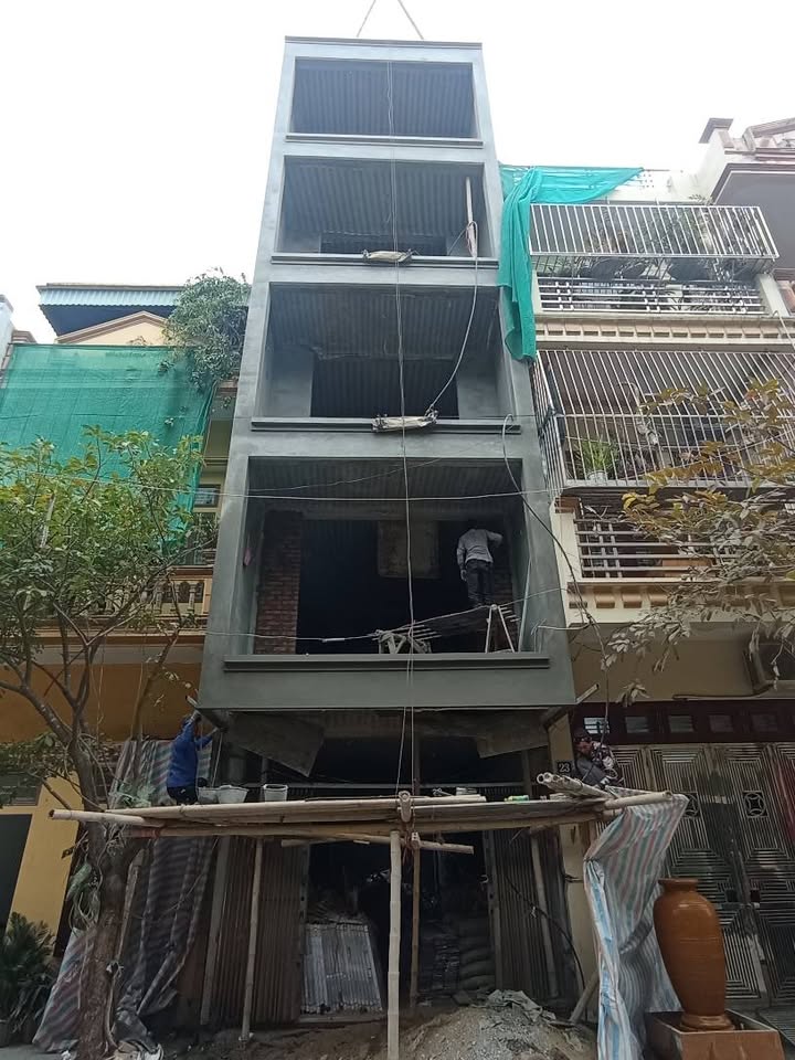 Nhà phố 25 Lê Ngọc Hân, Nam Định 61m² giá 6 tỷ - Chính chủ bán gấp!