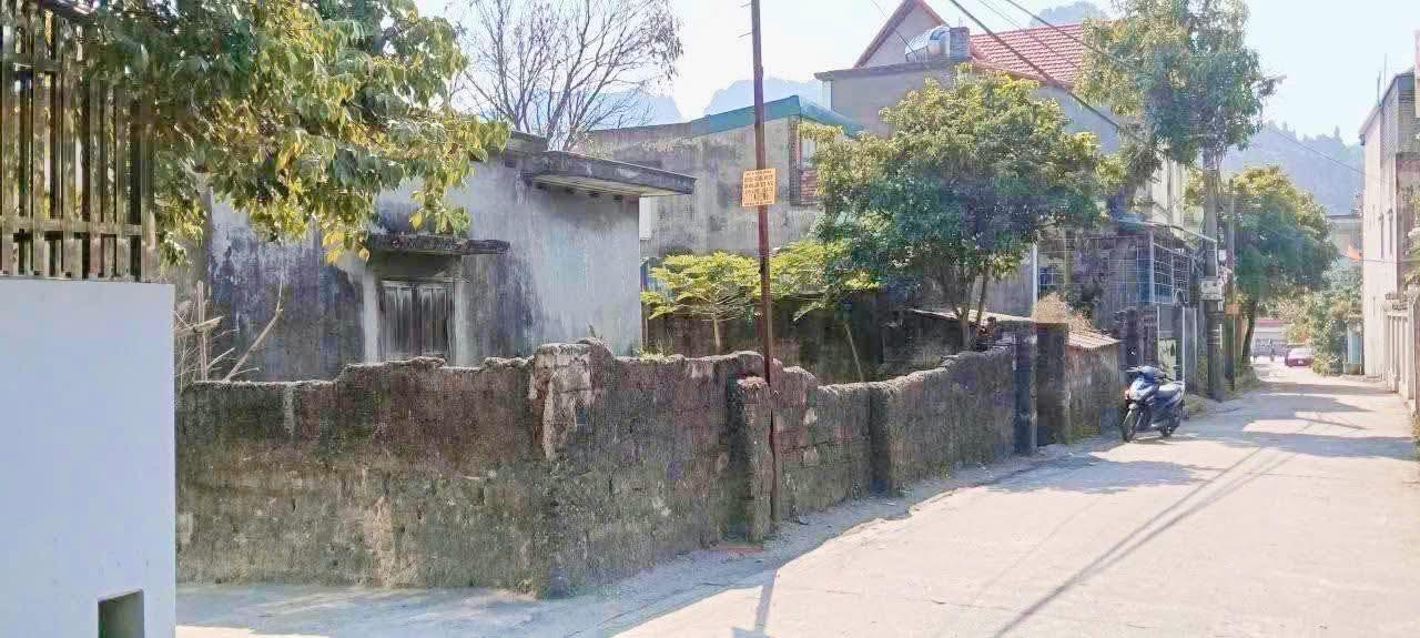 Đất tặng nhà mái bằng tại Km7 Quang Hanh 189m² giá 2.1 tỷ - Lô góc 2 mặt tiền