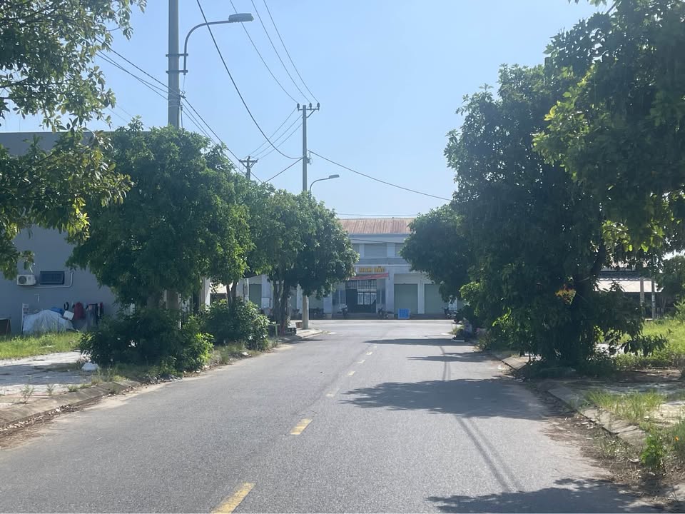 Bán FrontHouse Phường Điện Nam Bắc 100m² giá 3.xx tỷ - Đối diện chợ sầm uất!