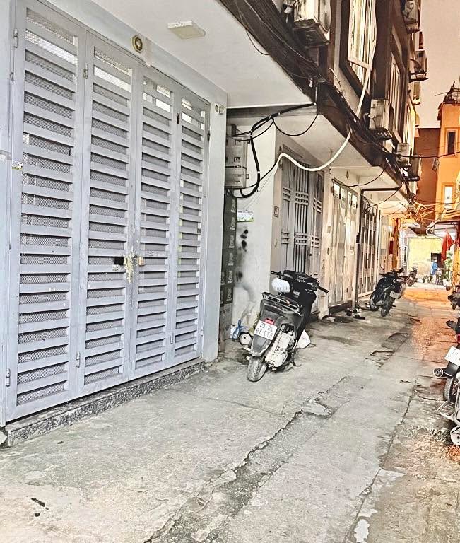 Nhà phố Dương Văn Bé, Quận 11, 35m² giá 7 tỷ - Mặt tiền rộng rãi, tiện ích đầy đủ!