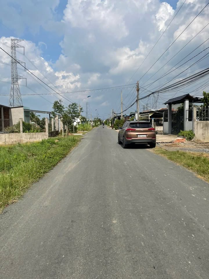 Đất mặt tiền đường liên xã Tân Trạch, Cần Đước, 315m² - Đầu tư sinh lời ngay!