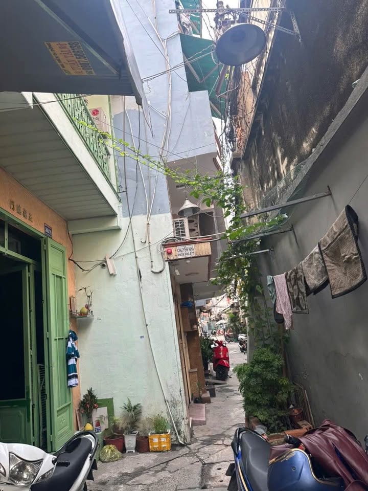 Nhà phố Nguyễn Trãi, Quận 5, 35m² giá 7.28 tỷ - Nhà mới vào ở ngay!