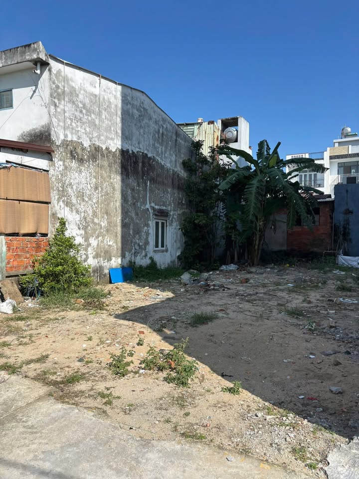 Đất Vương Thừa Vũ 135m² - Nở hậu đẹp, giá thỏa thuận!