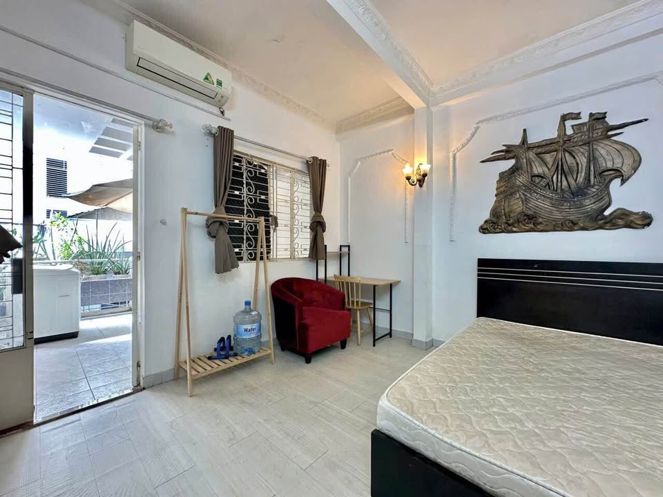 Căn hộ 1PN ban công Quận 1 - Full nội thất, ngay trung tâm chỉ từ 10 triệu!