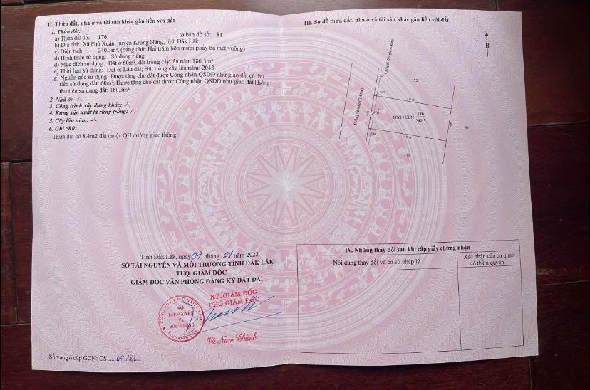 Đất nền xã Phú Xuân 240m² giá 23.28 tỷ - Đường bê tông, gần chợ và trường học!