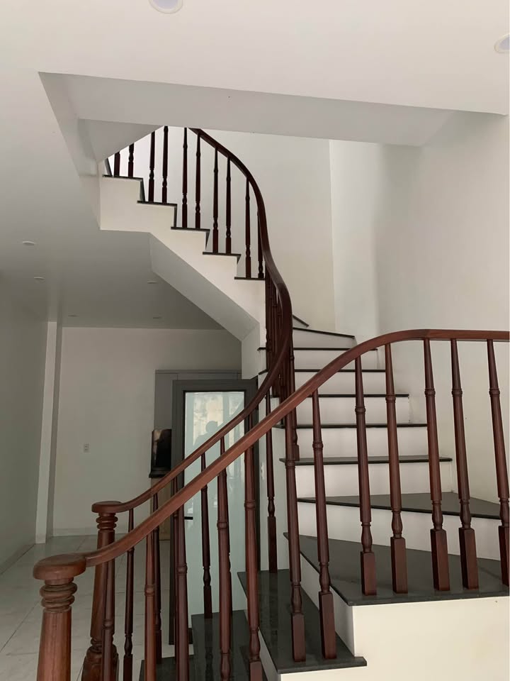 Nhà 3 tầng Phú Khánh 40m² giá 1.6 tỷ - Sẵn sàng đón tết!