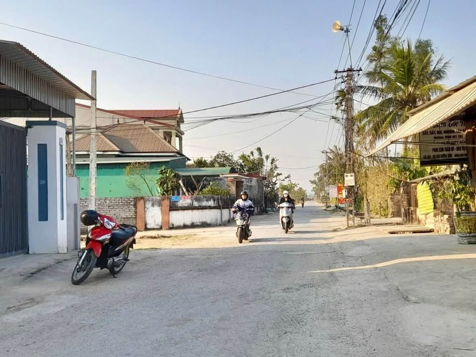 Đất Nghi Liên 168m² giá 4.55 tỷ - Mặt đường Trung Liên gần trường học!