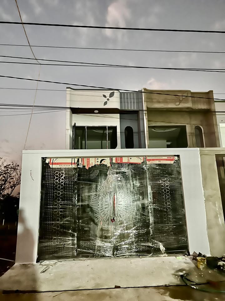 Nhà đẹp Phường Hoa Lư, Pleiku 130m² giá 2.7 tỷ - Thiết kế hiện đại, không gian thoáng đãng!