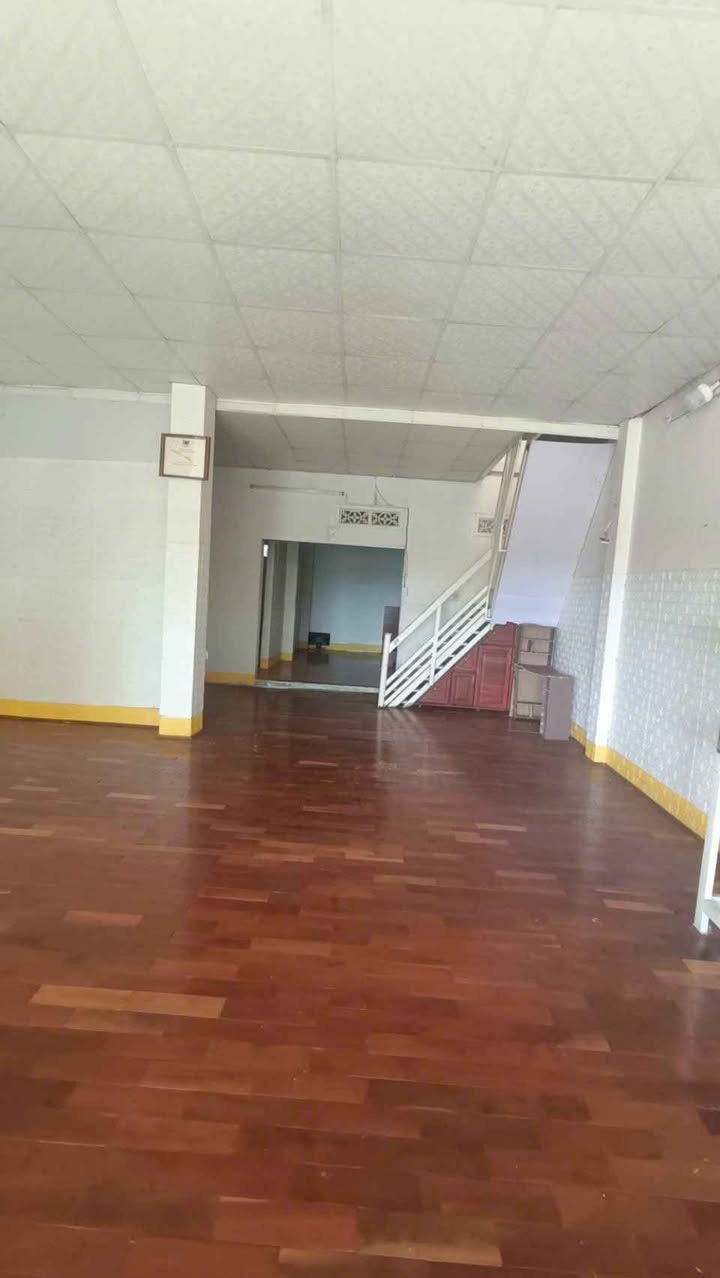 Nhà mặt tiền đường Cô Bắc, Quận 1, 128m² giá 2.8 tỷ - Vị trí đắc địa trung tâm!