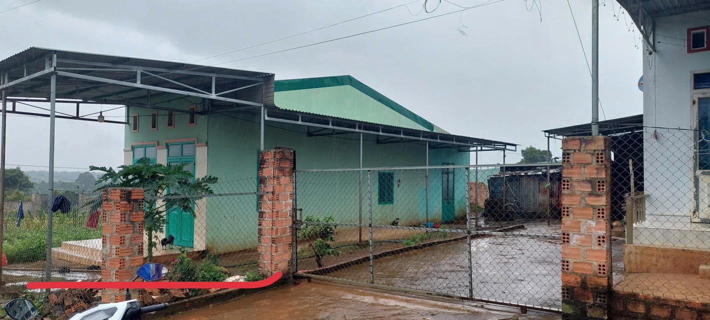 Đất kèm nhà Hẻm Bùi Viện, Quận 1, 250m² chỉ 1 tỷ - Cơ hội đầu tư tuyệt vời!