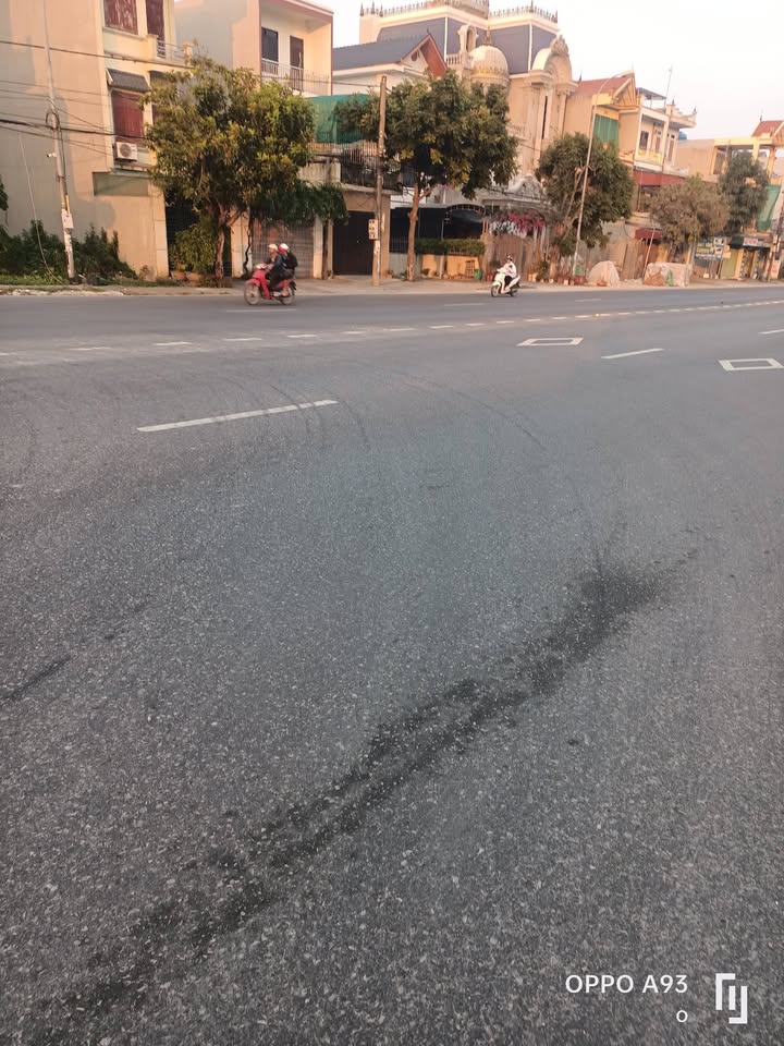 Đất mặt đường Quốc lộ 10A, xã Vũ Hội, 90m² giá 2 tỷ - Vị trí đẹp kinh doanh thuận lợi!