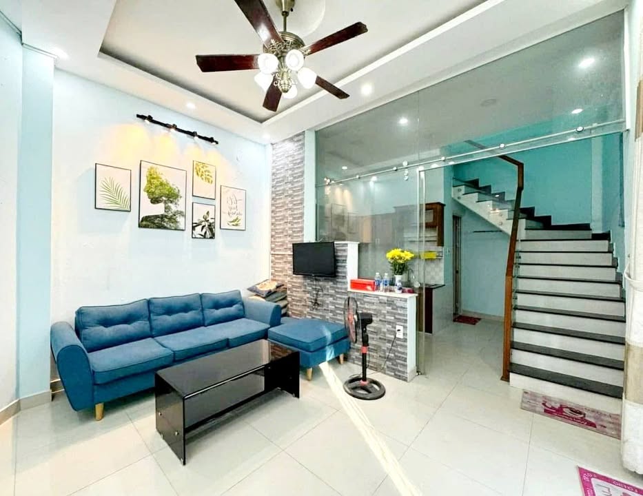 Nhà Lô Góc Kiệt Ô Tô Lê Đình Lý, Đà Nẵng 40m² giá 3.65 tỷ - Cơ hội sở hữu vị trí đắc địa!