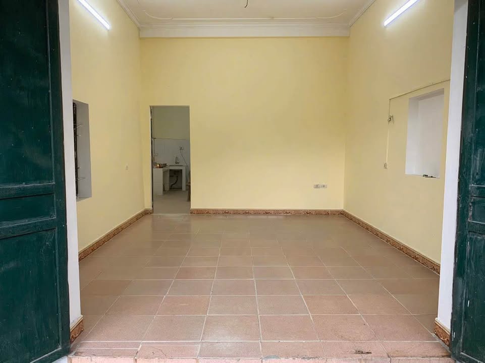 Đất Ái Mộ, Yên Viên 76m² giá 6,2 tỷ - Có nhà sẵn ở ngay!