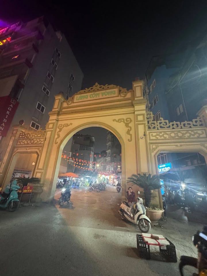 Nhà mặt ngõ 44 Trần Thái Tông 48m² giá 13 tỷ - Kinh doanh sầm uất, chính chủ bán!