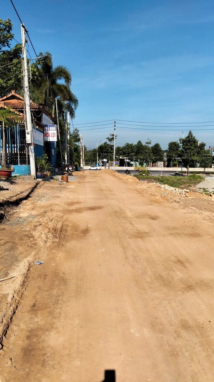 Đất Phường Hòa Lợi, Bến Cát 1107m² giá 6.5 tỷ - Cơ hội đầu tư tuyệt vời!