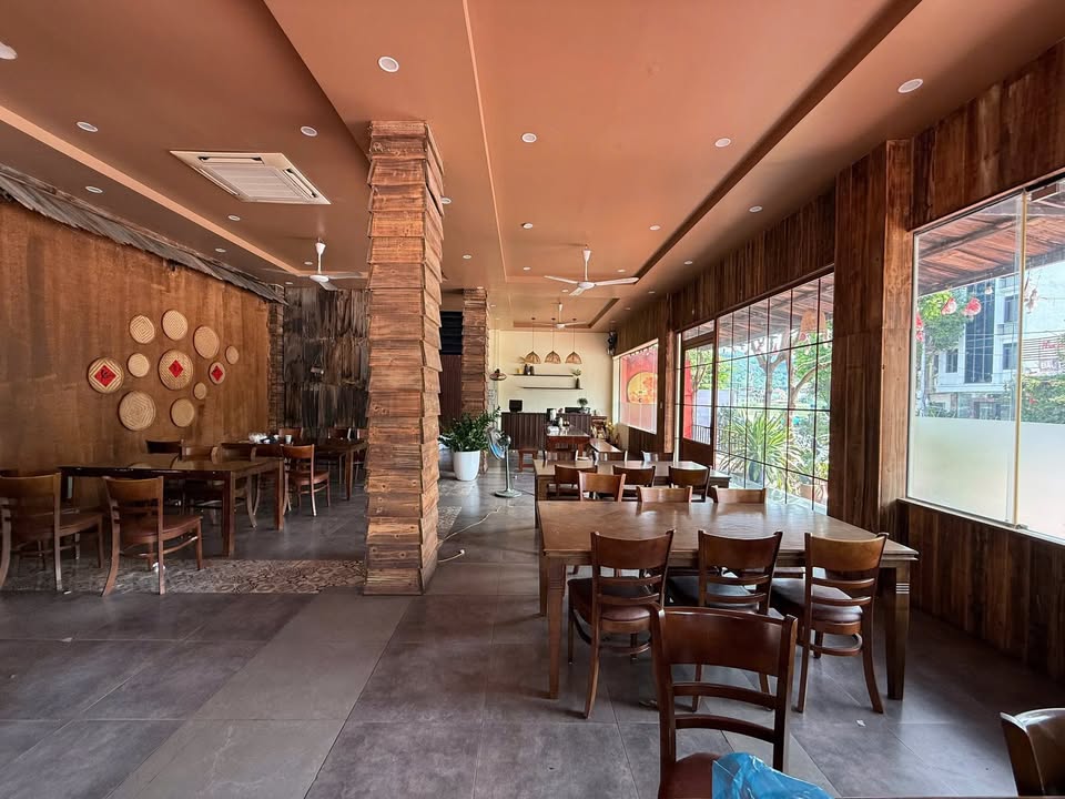 Nhà 3 tầng Tráng A Pao - 290m² - Cho thuê giá 25 triệu/tháng