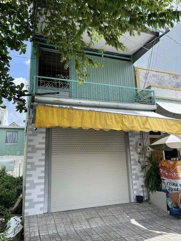 Nhà phố Trần Hữu Trang, Mỹ Long, Long Xuyên 56m² giá 3 tỷ - Vị trí đắc địa, tiện kinh doanh!