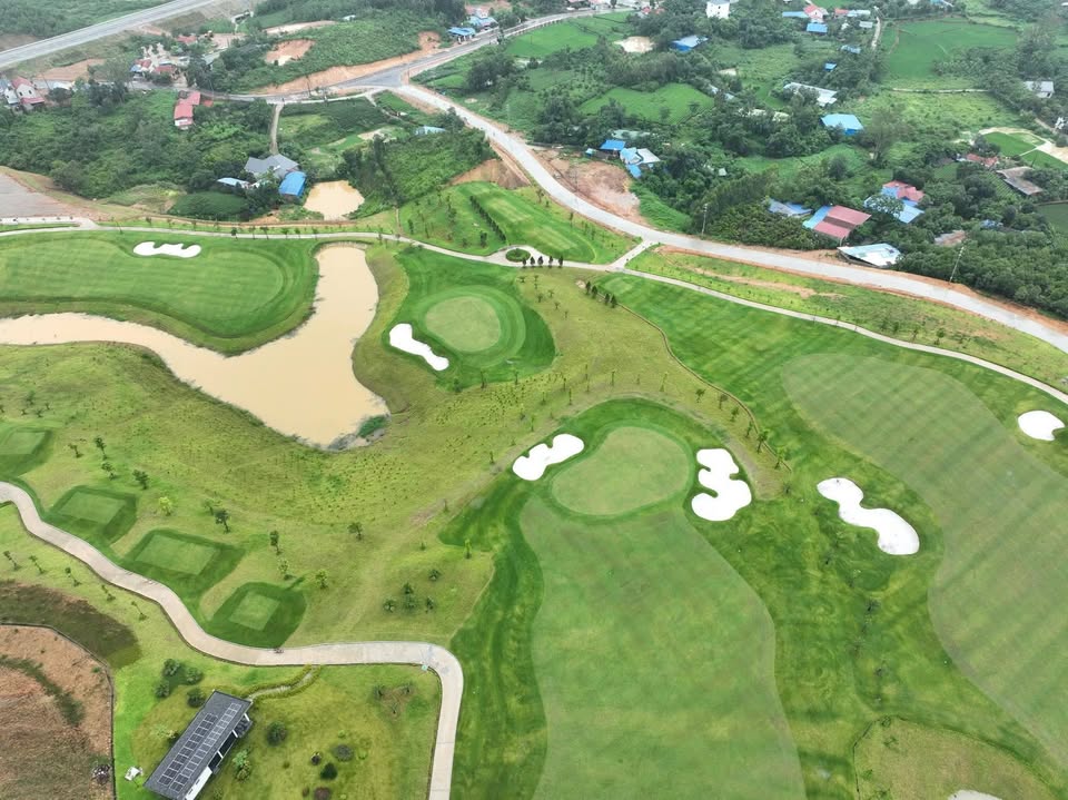 Lô đất 1000m² tại Sân Golf Glory - Đầu tư kinh doanh lý tưởng chỉ 2 tỷ