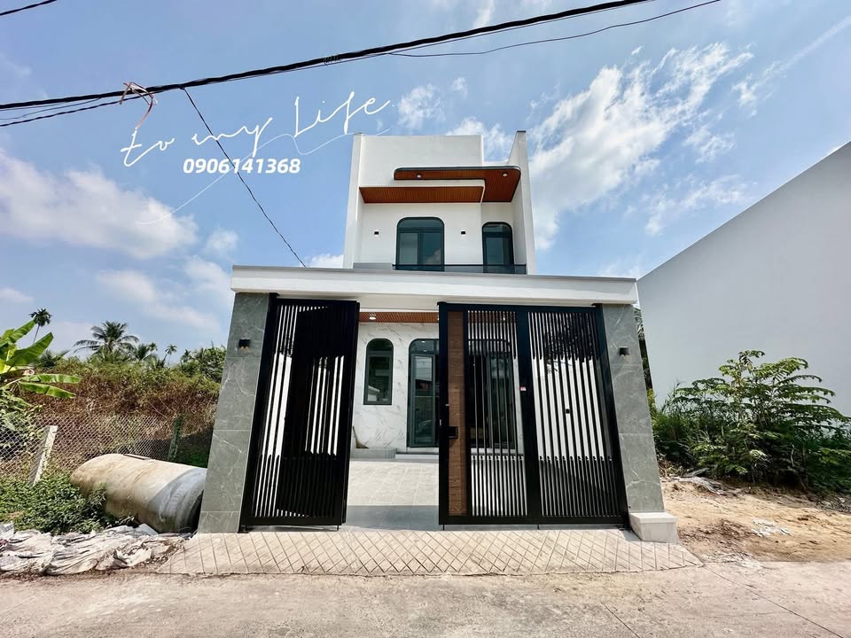 Nhà mới hoàn thiện Phước Thạnh 90m² giá 2.58 tỷ - Ô tô vào tận nơi!