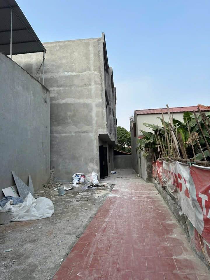 Nhà đẹp KĐT Đồng Văn Xanh 48m² giá 2.x tỷ - Sẵn sàng vào ở!