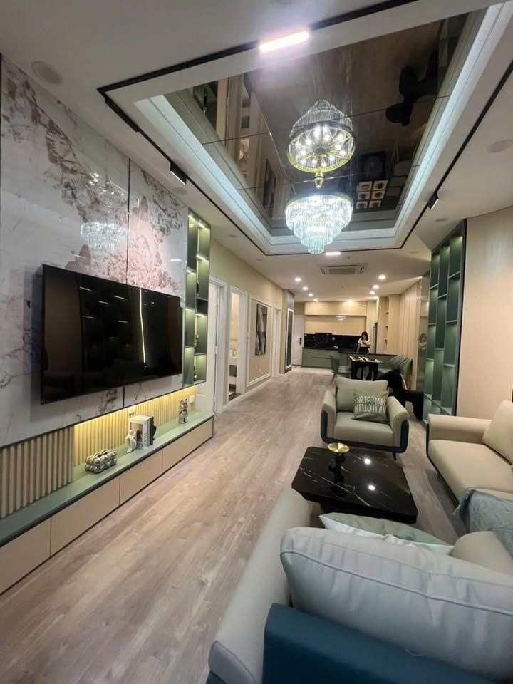 Căn hộ Royal City Thanh Xuân 3PN giá từ 2x triệu - Full nội thất mới hoàn hảo!