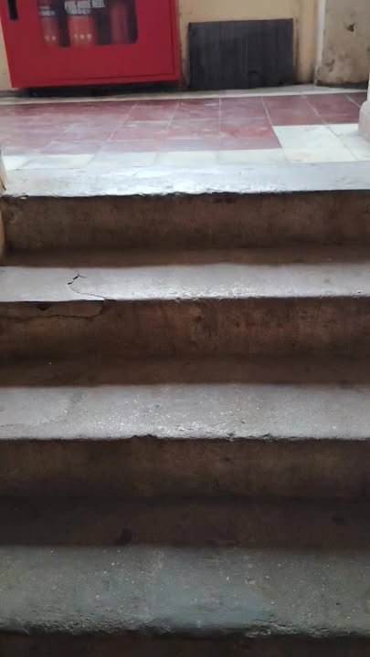 Căn hộ tập thể Kim Liên 20m² giá 3,2 triệu - Phòng thoáng mát, nội thất đầy đủ!