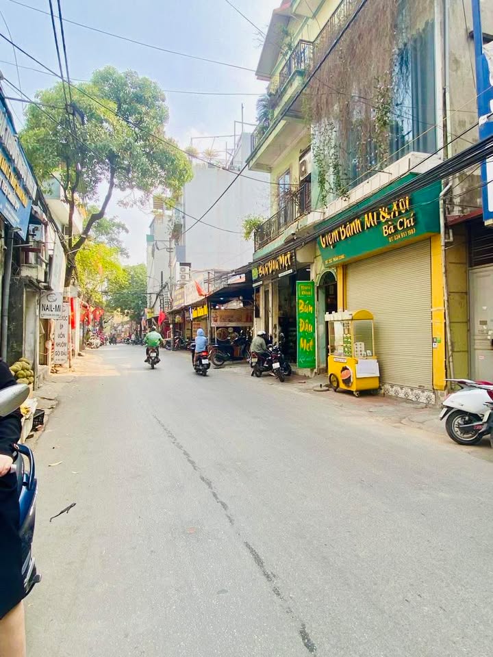 Mặt Phố Trần Cung, Bắc Từ Liêm 110m² giá 38 tỷ - Kinh doanh đỉnh cao!