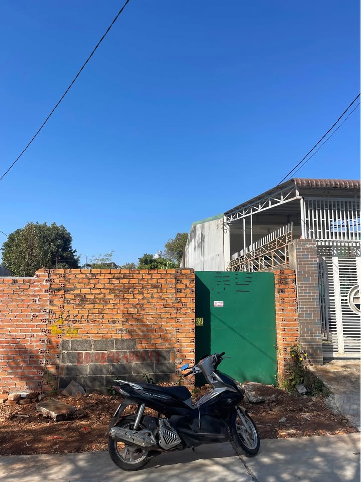 Đất Hẻm 233 Y WANG - Phường Ea Kao 100m² giá 2.35 tỷ - Đầu tư lý tưởng!