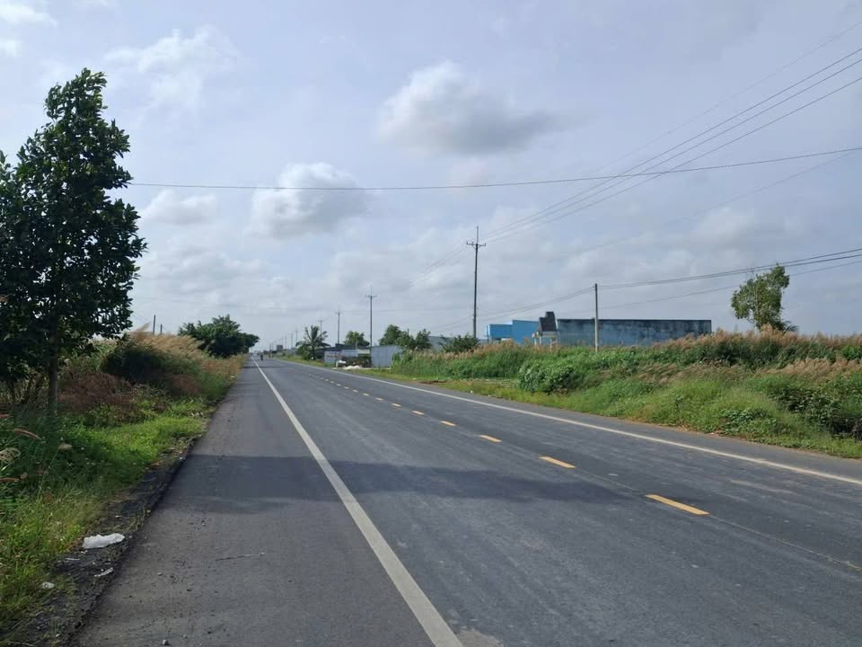 Đất nền mặt tiền đường Xuyên Á, 293m², giá 1 tỷ - Đầu tư sinh lời ngay!