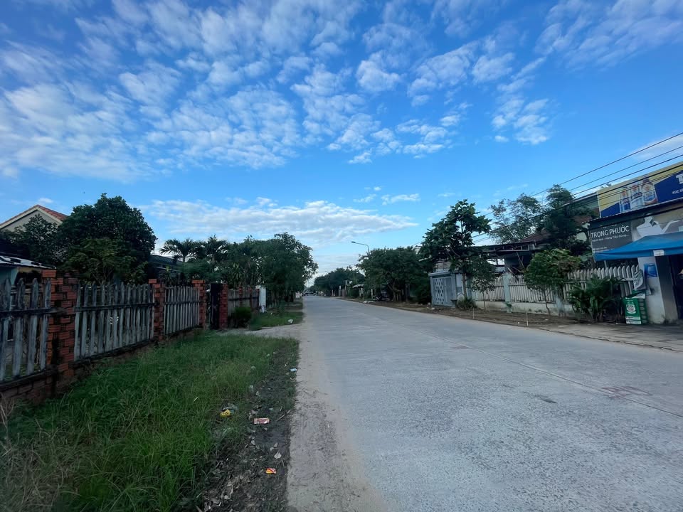 FrontHouse Đường Hồ Nghinh, Phước Mỹ 100m² giá 2.6 tỷ - Kinh doanh lý tưởng!