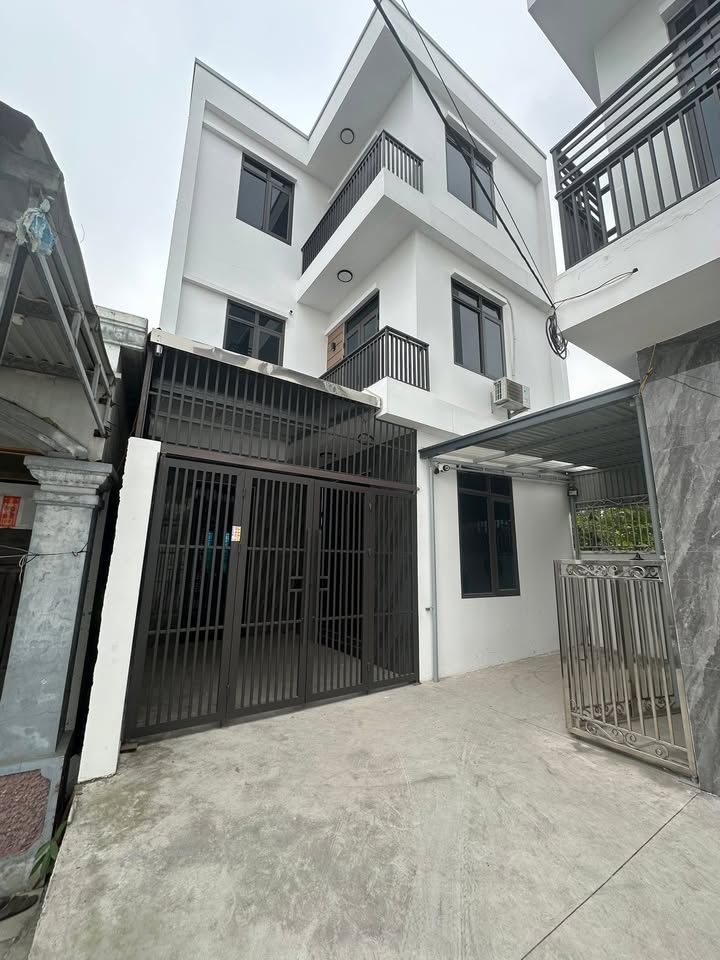 Nhà 3 tầng TDP Thắng Lợi, An Hưng 90m² giá 2.3 tỷ - Full nội thất, chính chủ bán gấp!