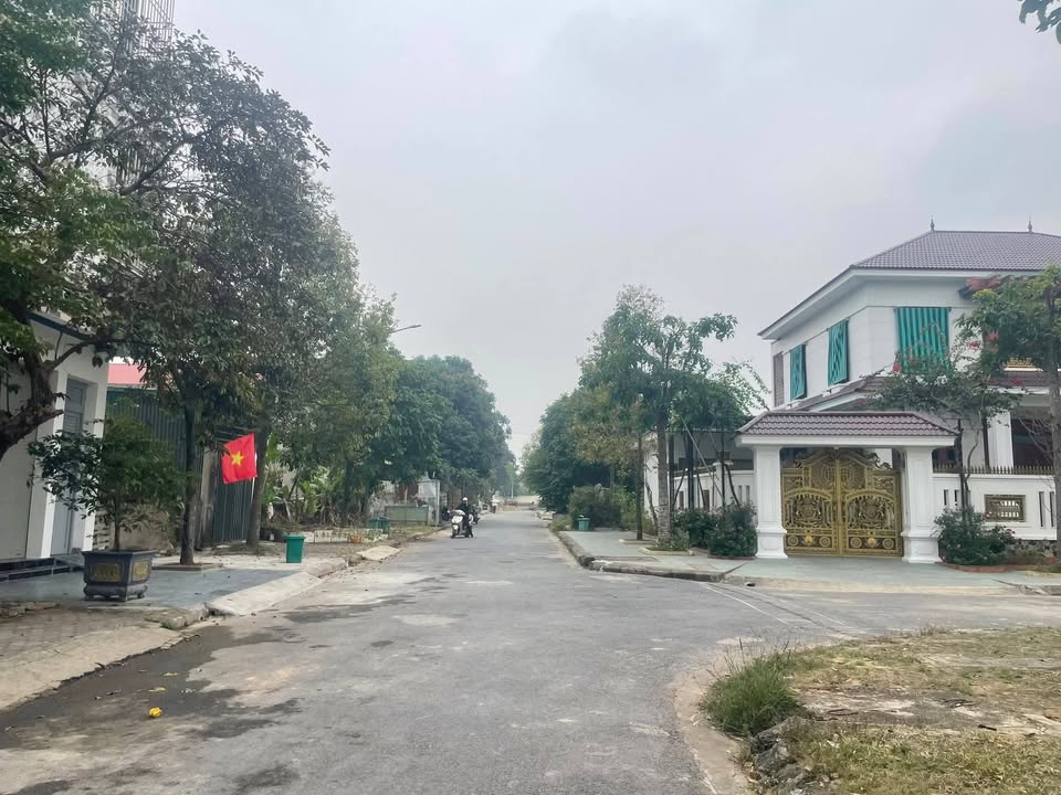 Đất nền Thị trấn Thiệu Hóa 100m² giá 1.5 tỷ - Vị trí đắc địa gần Siêu Thị The City!