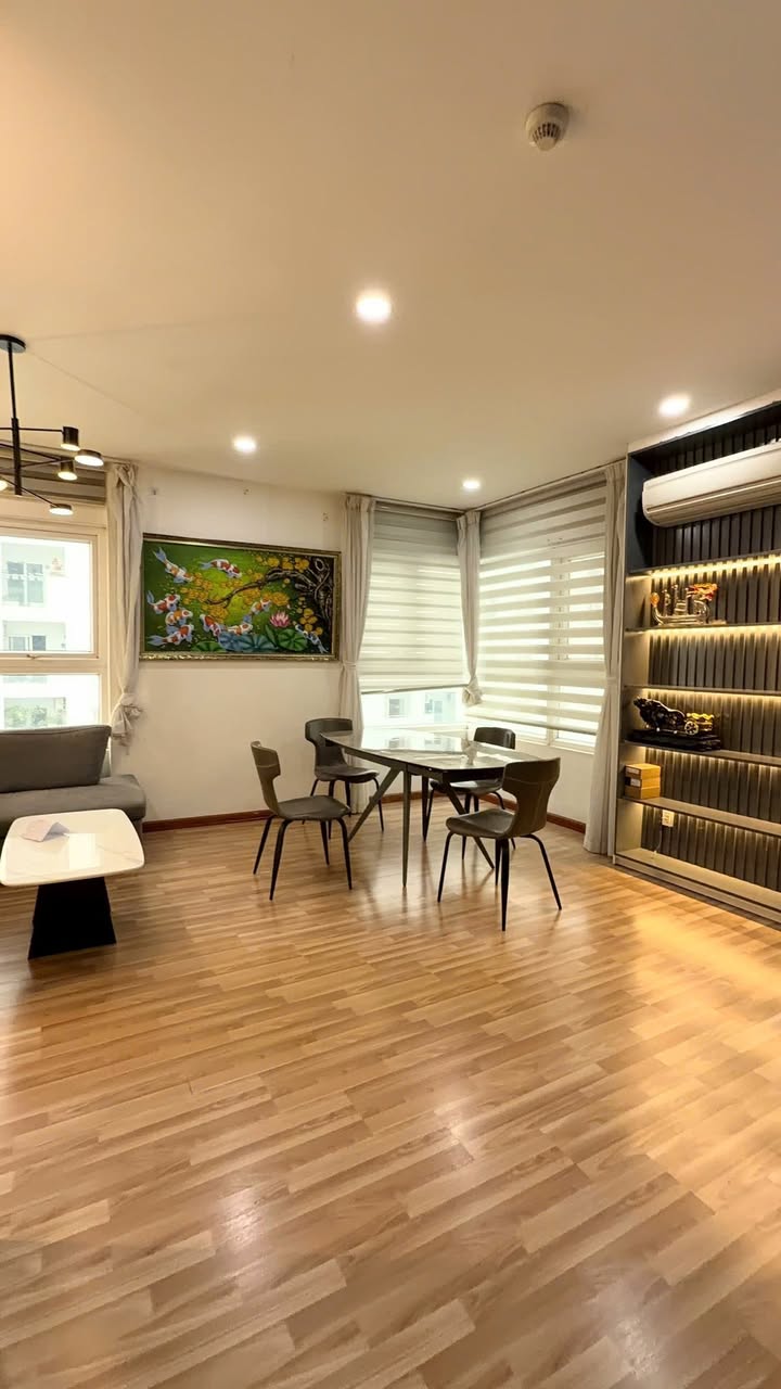 Căn hộ Diamond Quận 8 73m² giá 2.9 tỷ - Full nội thất hiện đại!