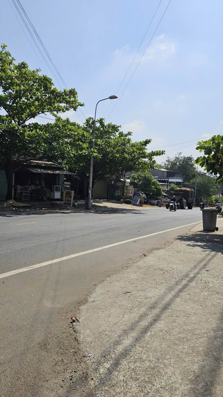 Bán nhà mặt tiền Giang Điền 105m² giá 2 tỷ - Phù hợp kinh doanh và ở ngay!