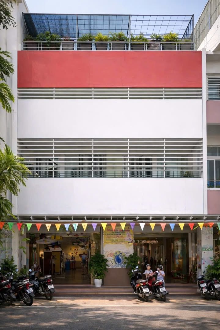 Cho thuê toà nhà mặt tiền đường 2 tháng 9, Hải Châu, 640m² - Cơ hội kinh doanh lý tưởng!