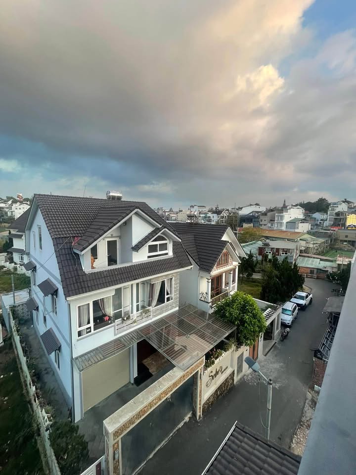 Cho thuê villa phường 8 Đà Lạt 4 phòng ngủ giá 12 triệu - Không gian sống lý tưởng!