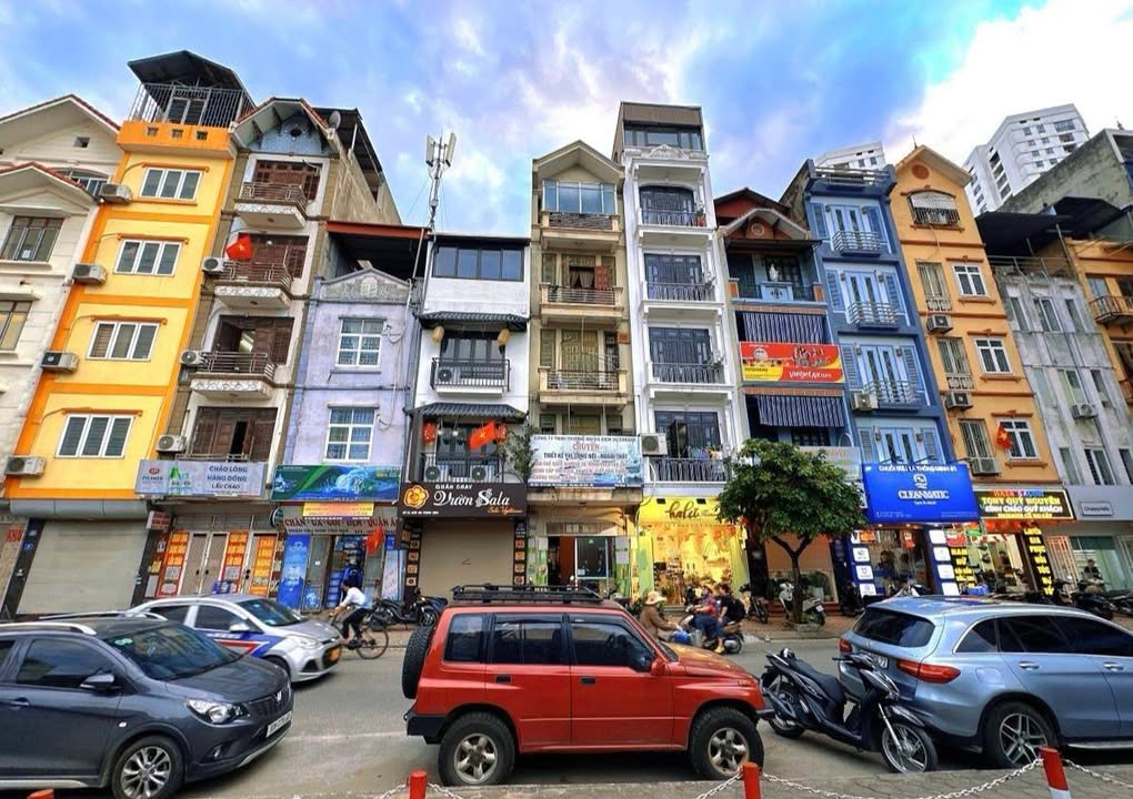 FrontHouse Trung Kính 135m² giá 66 tỷ - Đầu tư sinh lời tuyệt vời!