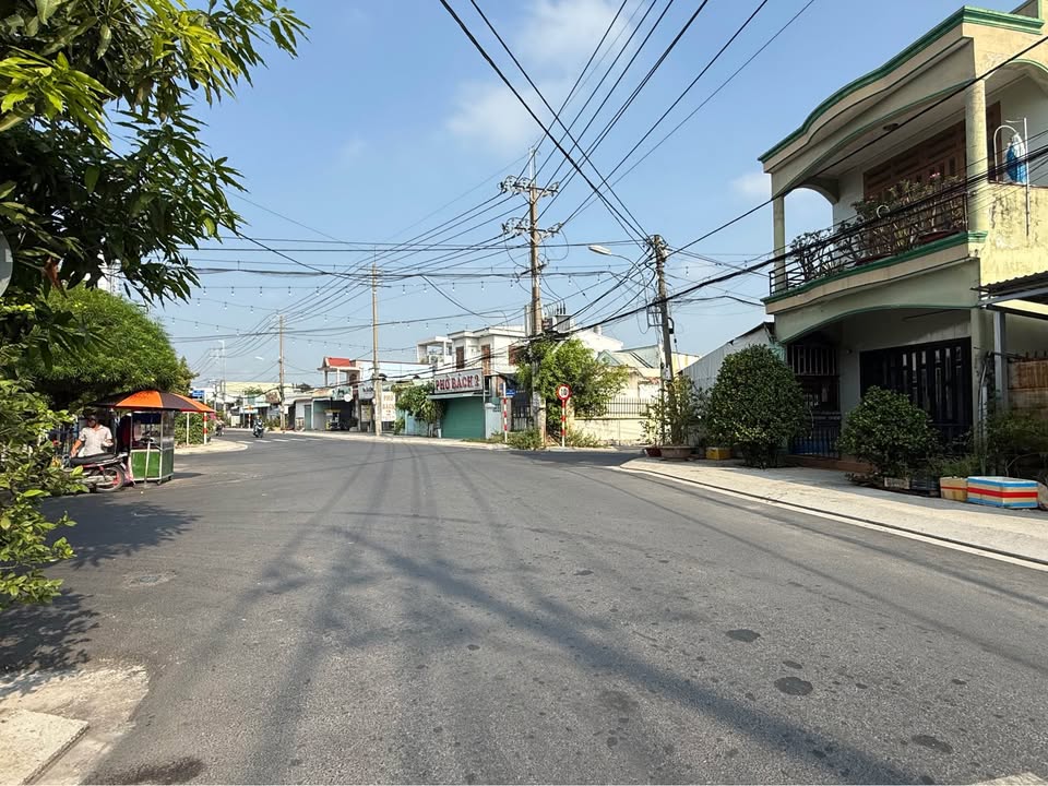 Đất nền KP3, Thị trấn Củ Chi, Diện tích 175m² - Vị trí đắc địa, đầy đủ tiện ích!