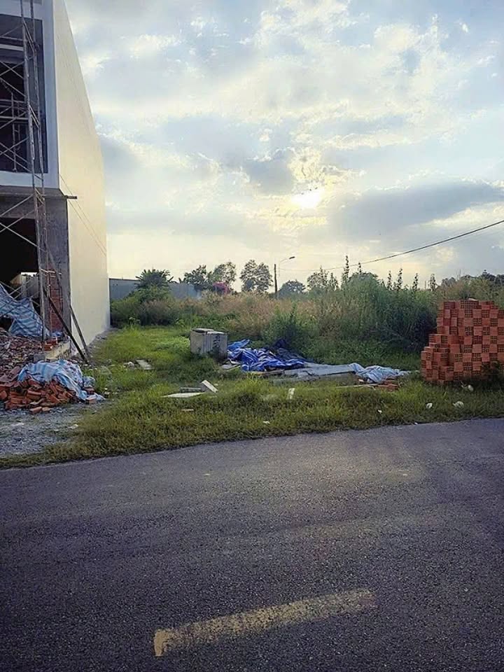 Lô đất 110m² đường Lưu Bình Hương nối dài, Củ Chi - Vị trí đẹp, kinh doanh thuận lợi!