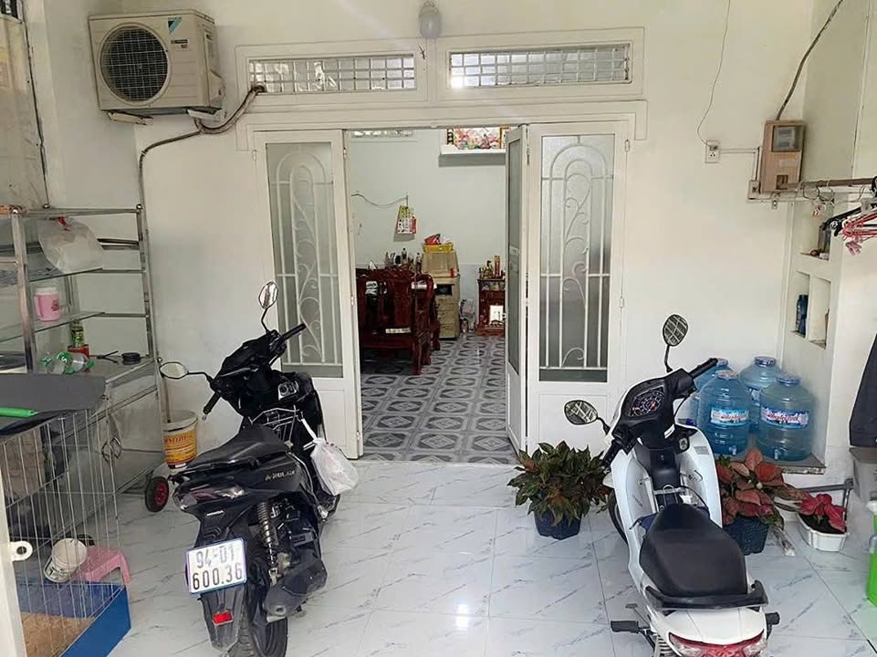 Nhà Ấp 7, Tân Thạnh Đông, Củ Chi 75m² giá 2.1 tỷ - Đường nhựa thông thoáng!