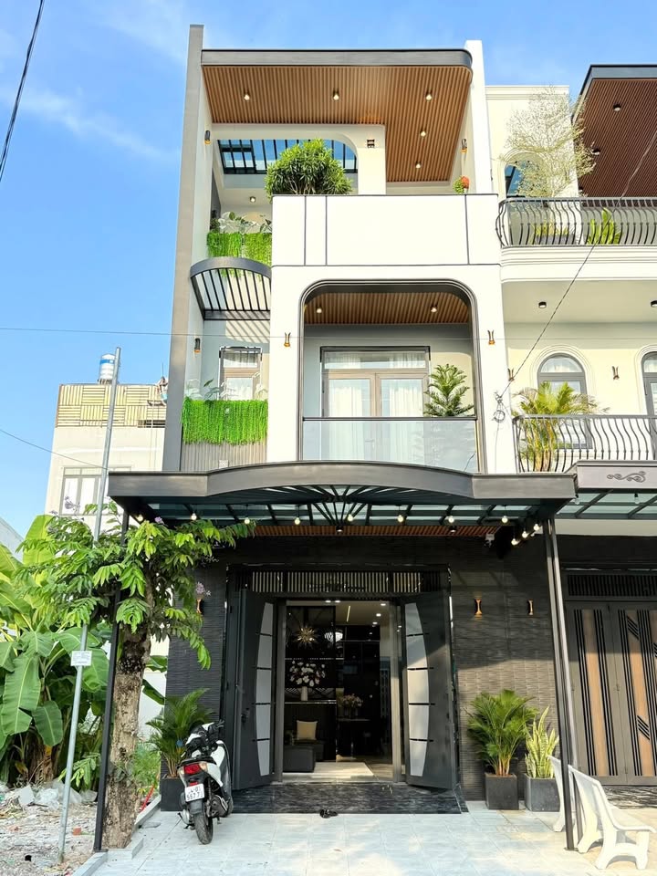 Nhà phố KDC Hồng Loan, Cái Răng 80m² giá 6.1 tỷ - Nhà hiện đại full nội thất!