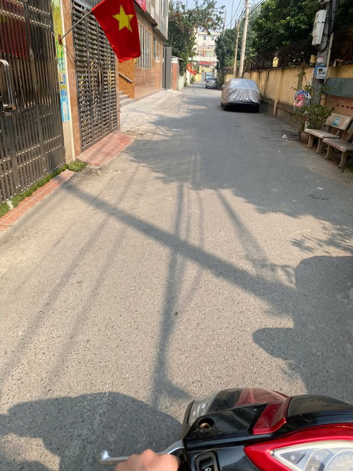 Nhà mới 50m² Trạm Trôi giá chỉ 6 tỷ - Không quy hoạch, không lỗi phong thủy!