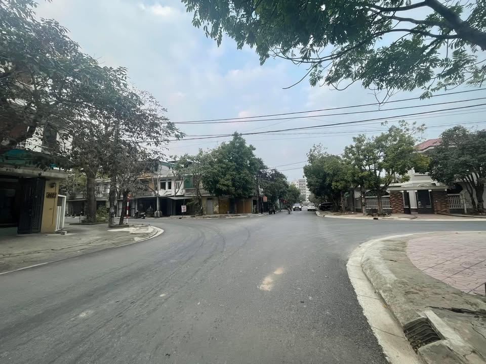 Đất nền MB65 KCN Hoàng Long 200m² giá 2.2 tỷ - Cần bán gấp!