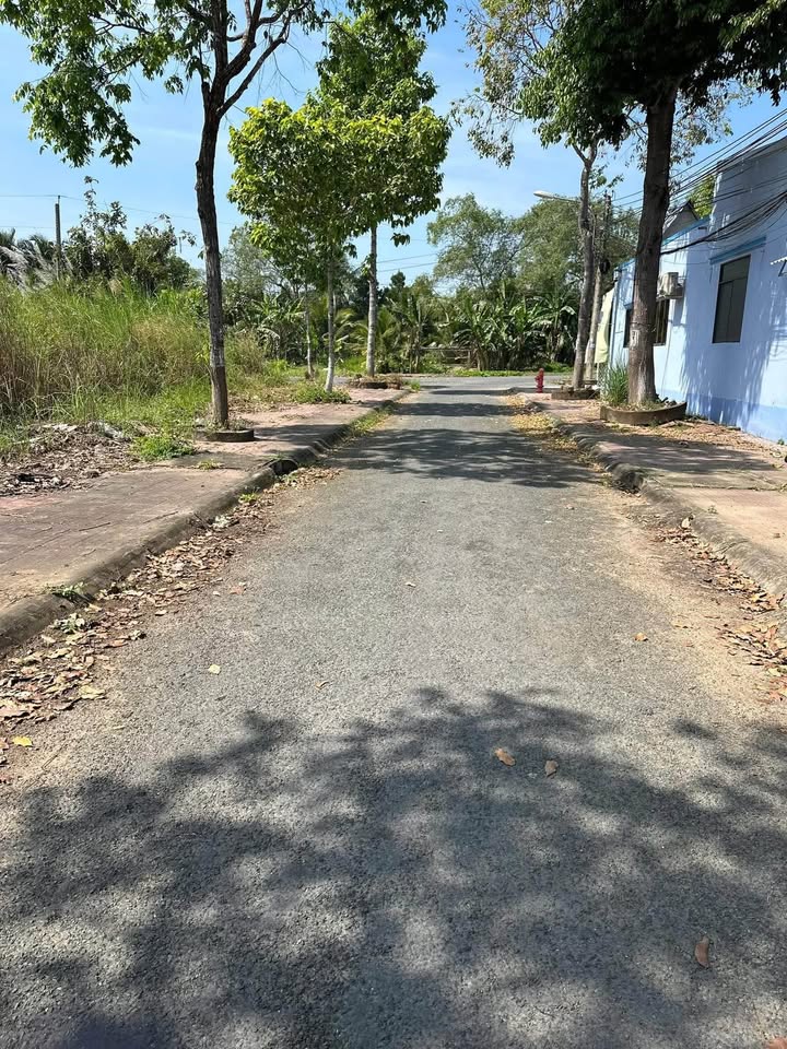 Đất ở đô thị Tân Ngãi 184m² giá 900 triệu - Cơ hội đầu tư lý tưởng!