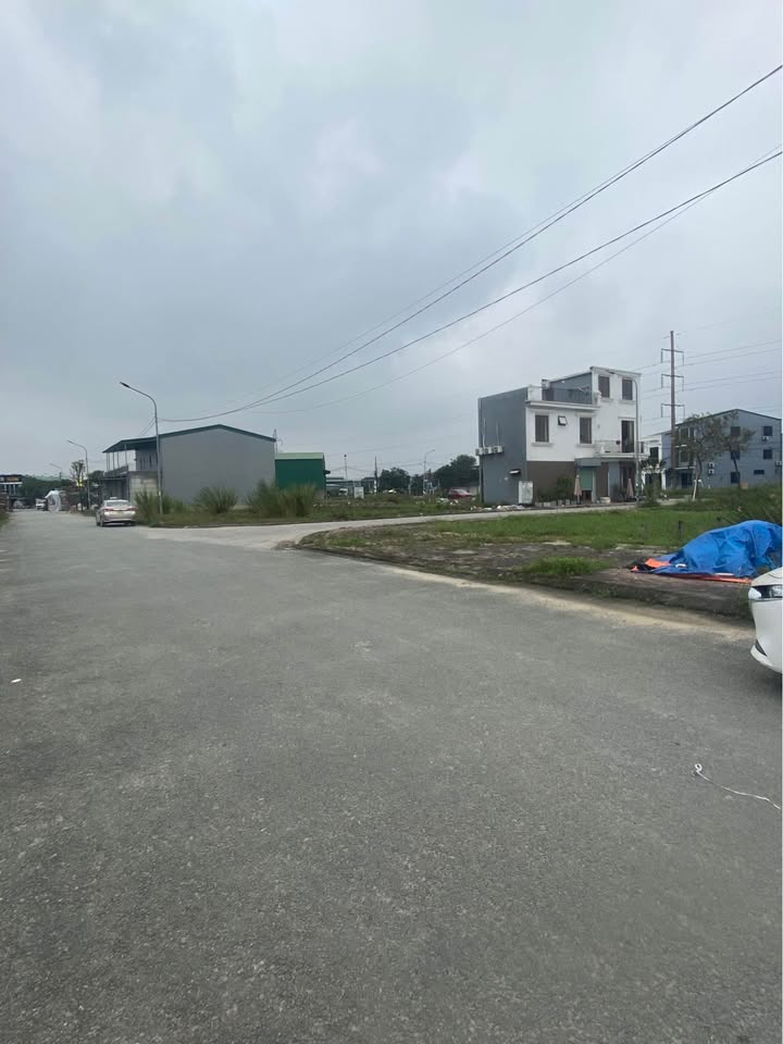 Đất Vinh Tân 76m² giá 3.x tỷ - Đường rộng, vị trí đắc địa!