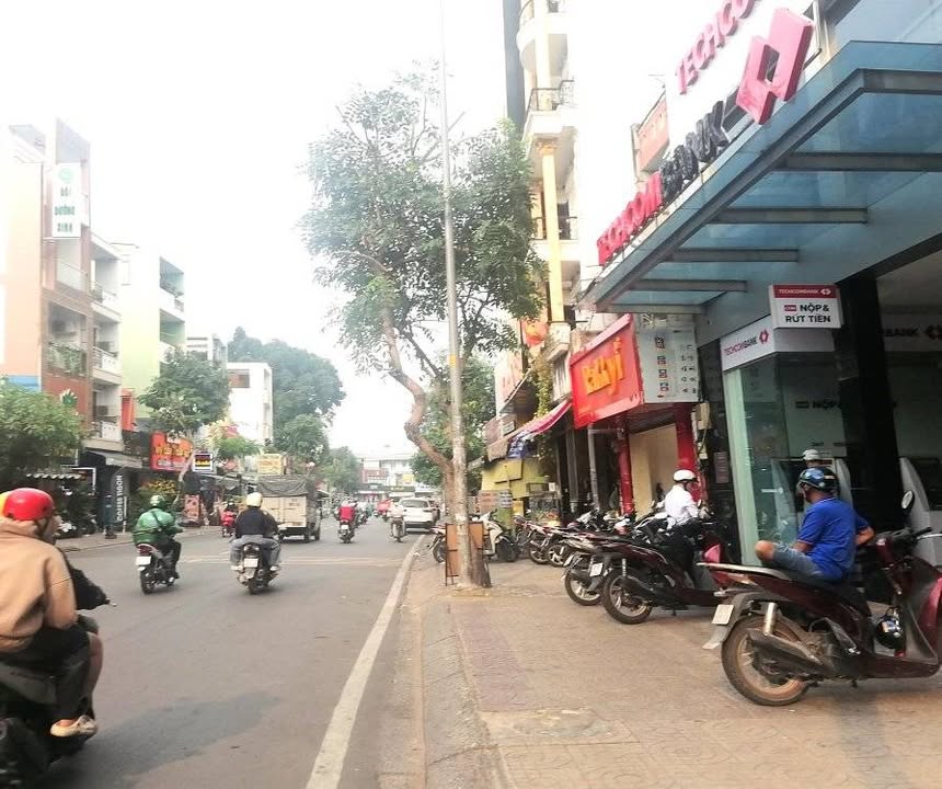 Nhà mặt tiền kinh doanh Tân Sơn Nhì, Quận Tân Phú 78m² giá 20 triệu - Dòng tiền ổn định!
