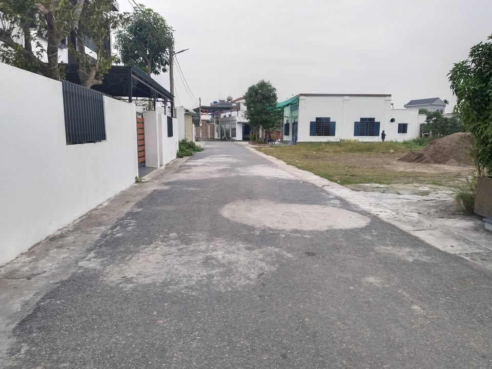 Đất nền Tây Sơn, Phường Trần Lãm, 183m² giá chỉ 1.2 tỷ - Vị trí đẹp, đầu tư sinh lời!