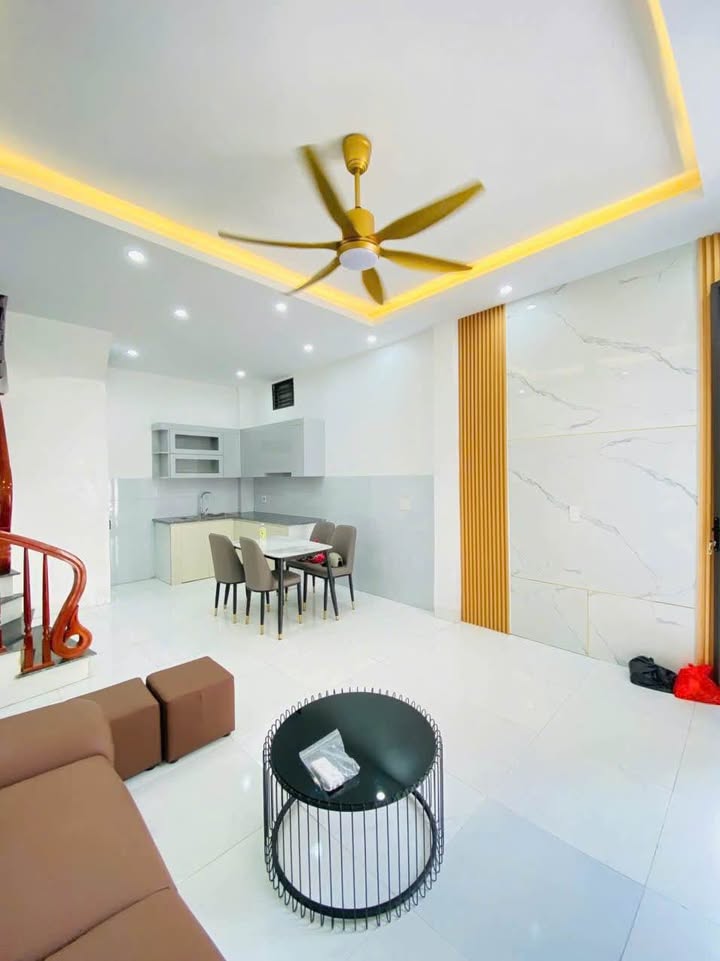 Nhà cho thuê 3 tầng tại Bồ Xuyên, Thái Bình - Giá chỉ 4.5 triệu/tháng!